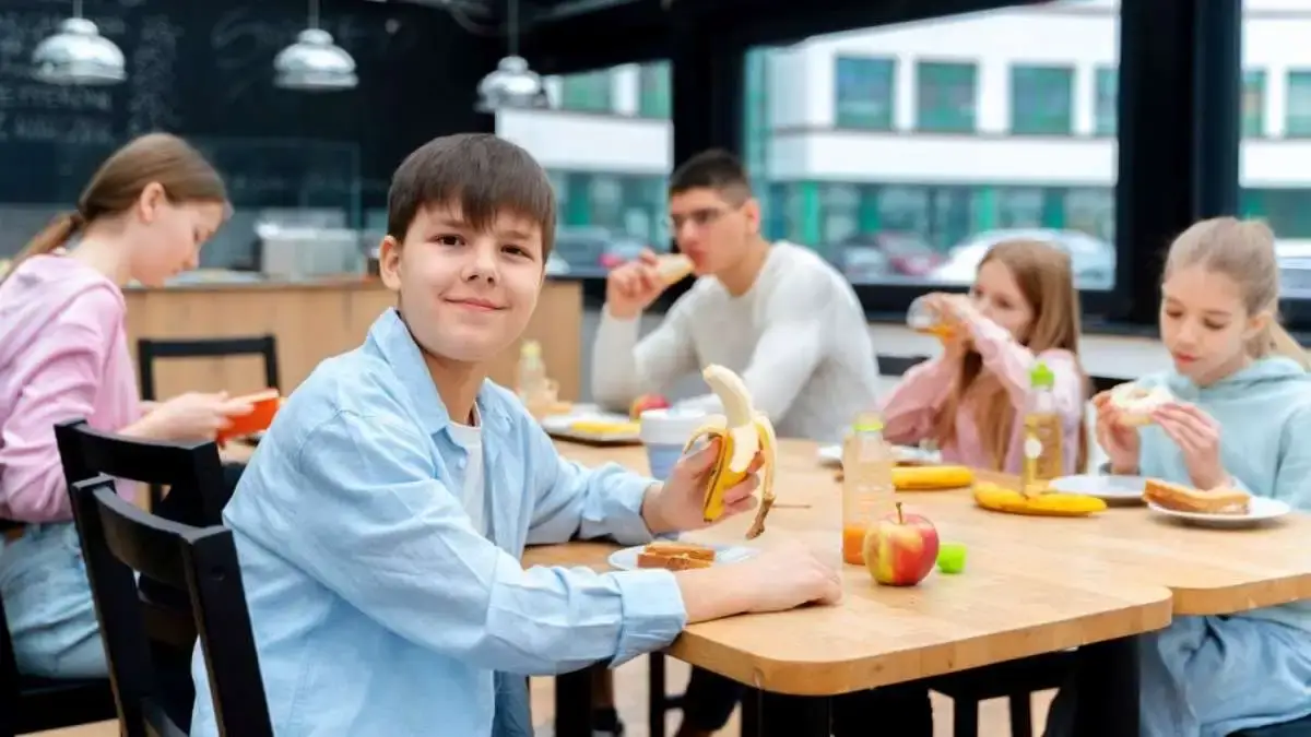 Lunch Table