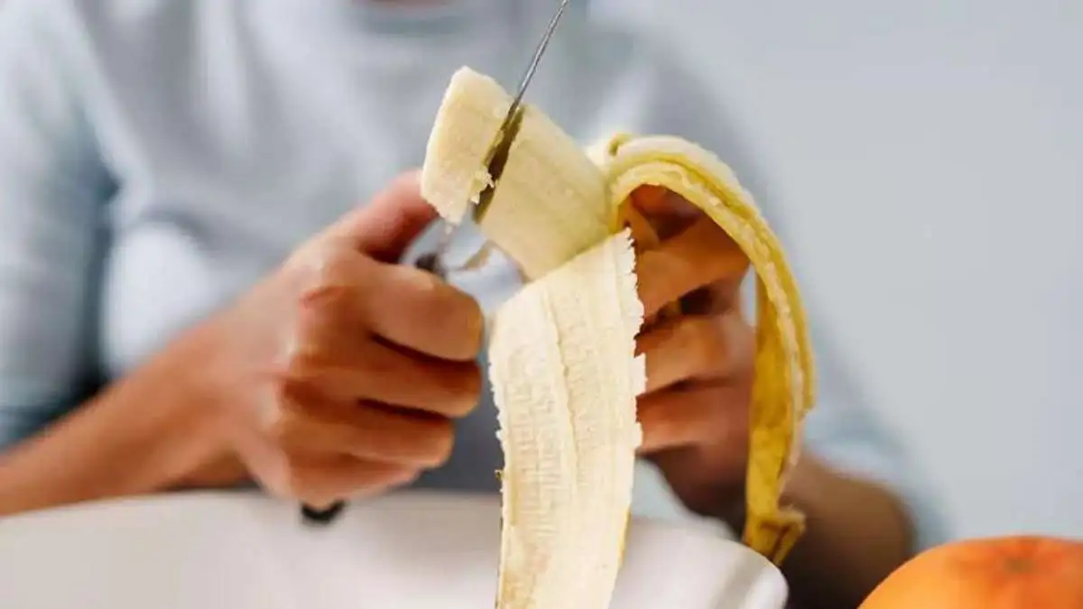 The Incredible Health Benefits of Bananas: A Nutritional Powerhouse